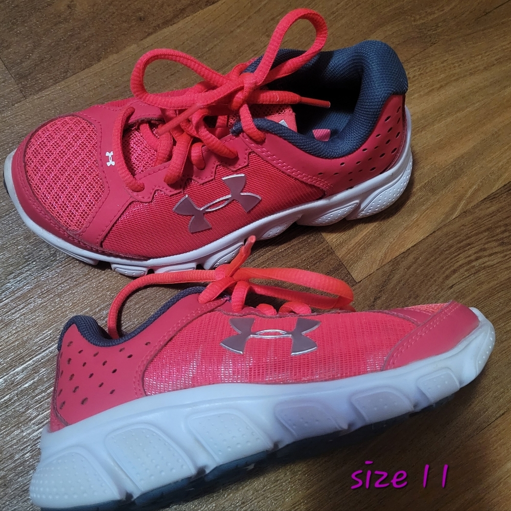 Size 11 nwot ua